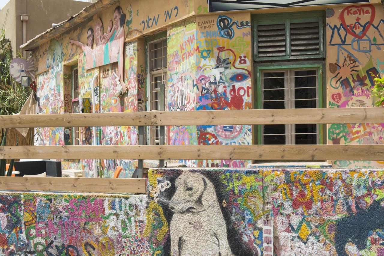Sapir Hostel (Adults Only) Tel Aviv Esterno foto