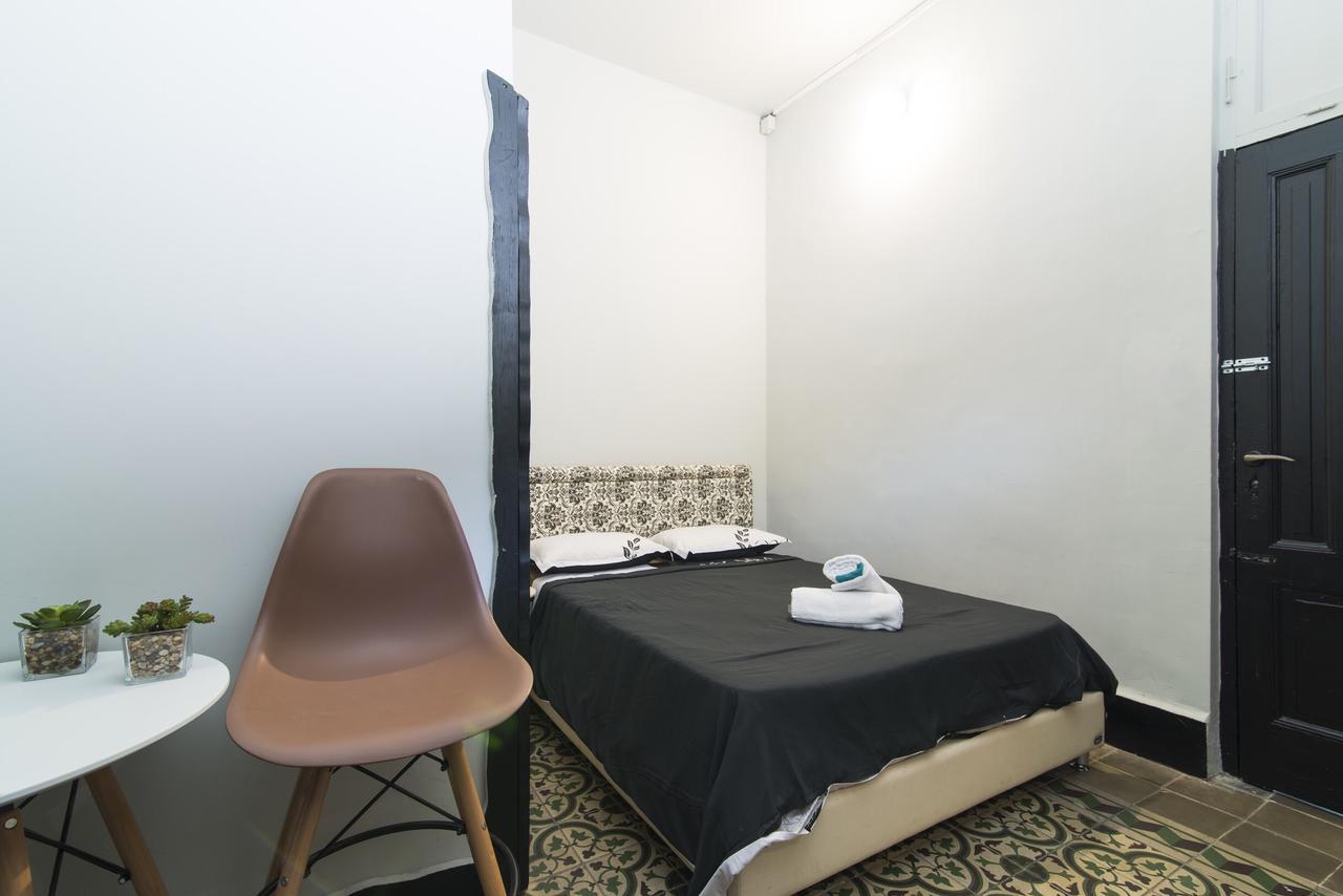 Sapir Hostel (Adults Only) Tel Aviv Esterno foto