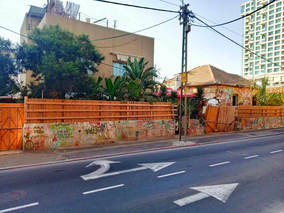Sapir Hostel (Adults Only) Tel Aviv Esterno foto